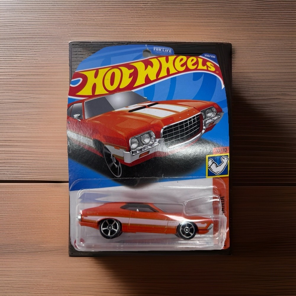 2022 Hot Wheels #250 Muscle Mania 10/10 '72 FORD GRAN TORINO SPORT Orange w/MC5s